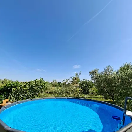 Ferienhaus Charming Olive Tree House With Pool - Pet Friendly